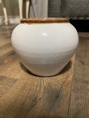 White Ceramic Pot with Brown Rim
